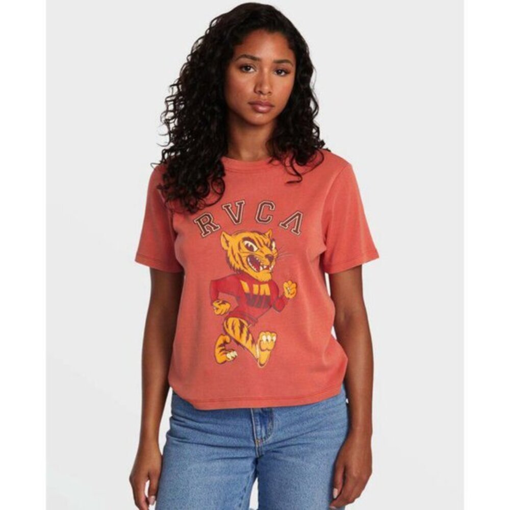 NWOT - RVCA Size S Womens Daily Tee T-Shirt in Rust Orange